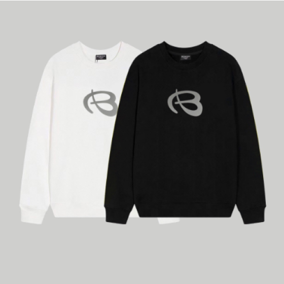 Balenciaga's new gradient logo print crewneck sweatshirt!